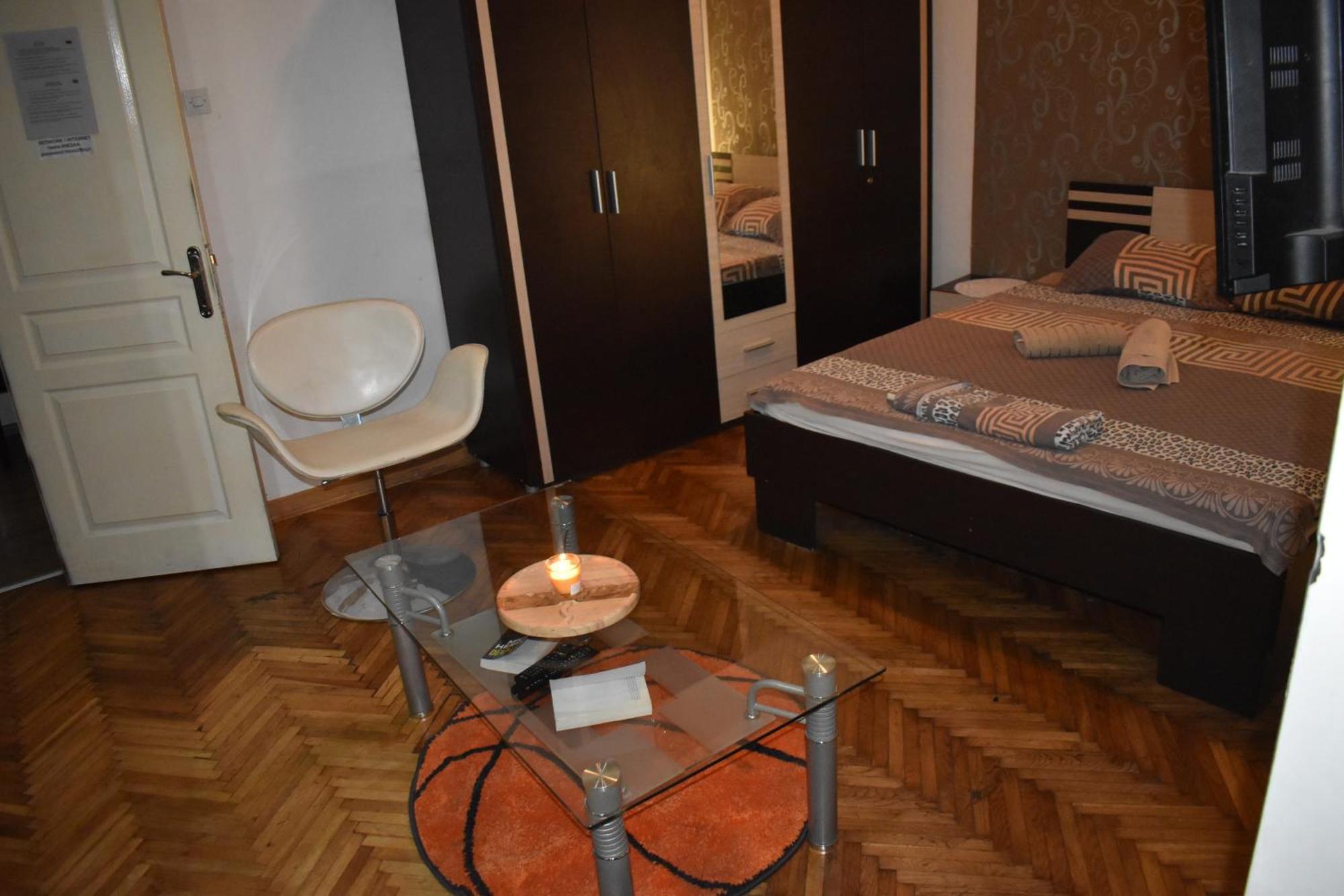 Apartman Beograd Centar 2 Appartement Buitenkant foto
